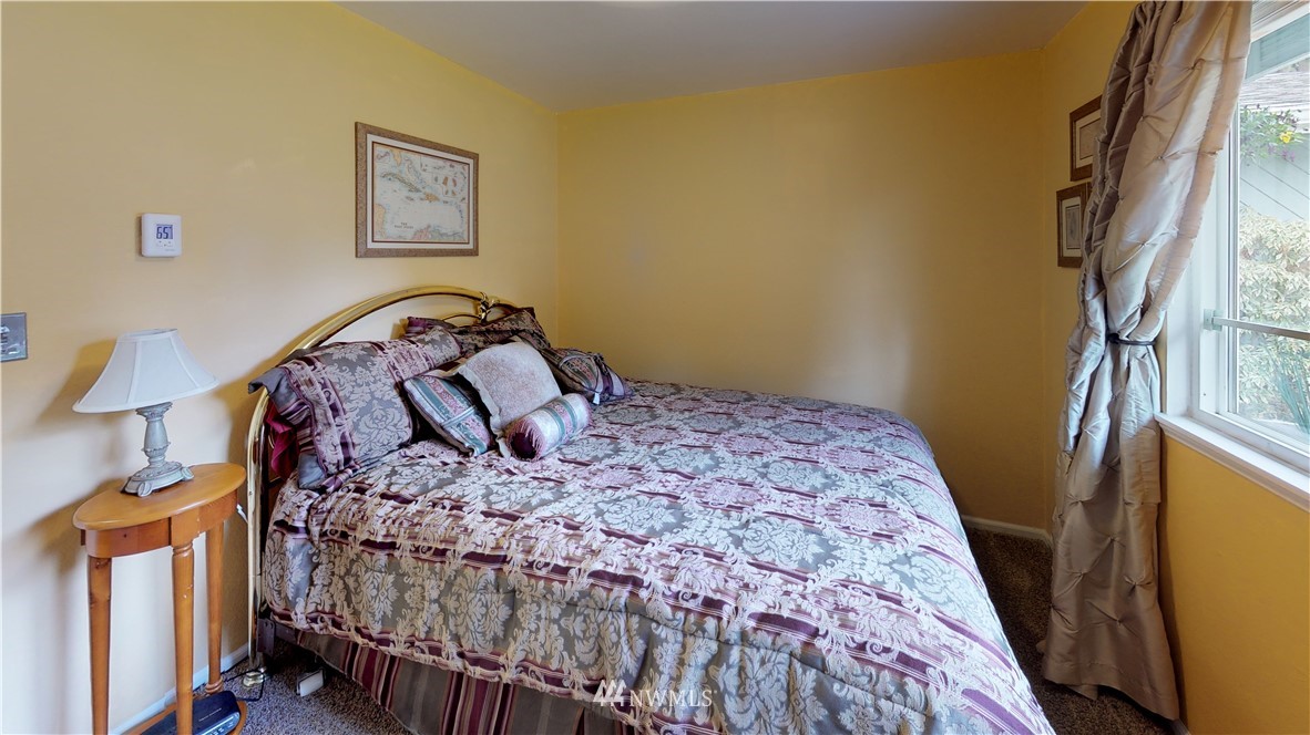 1616 172nd Street Southeast Bothell, WA 98012 - Photo 4 of 25