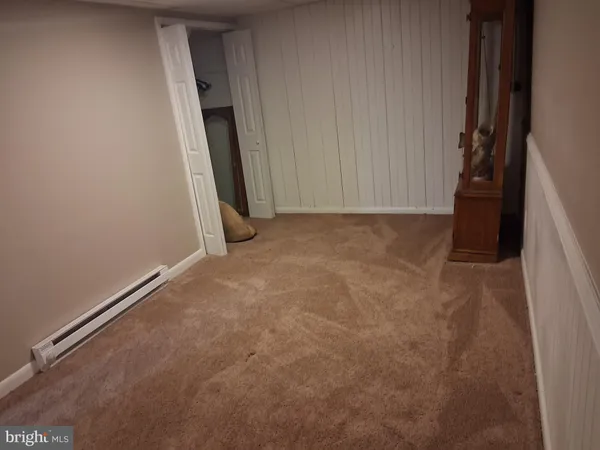 a view of a storage & utility room
