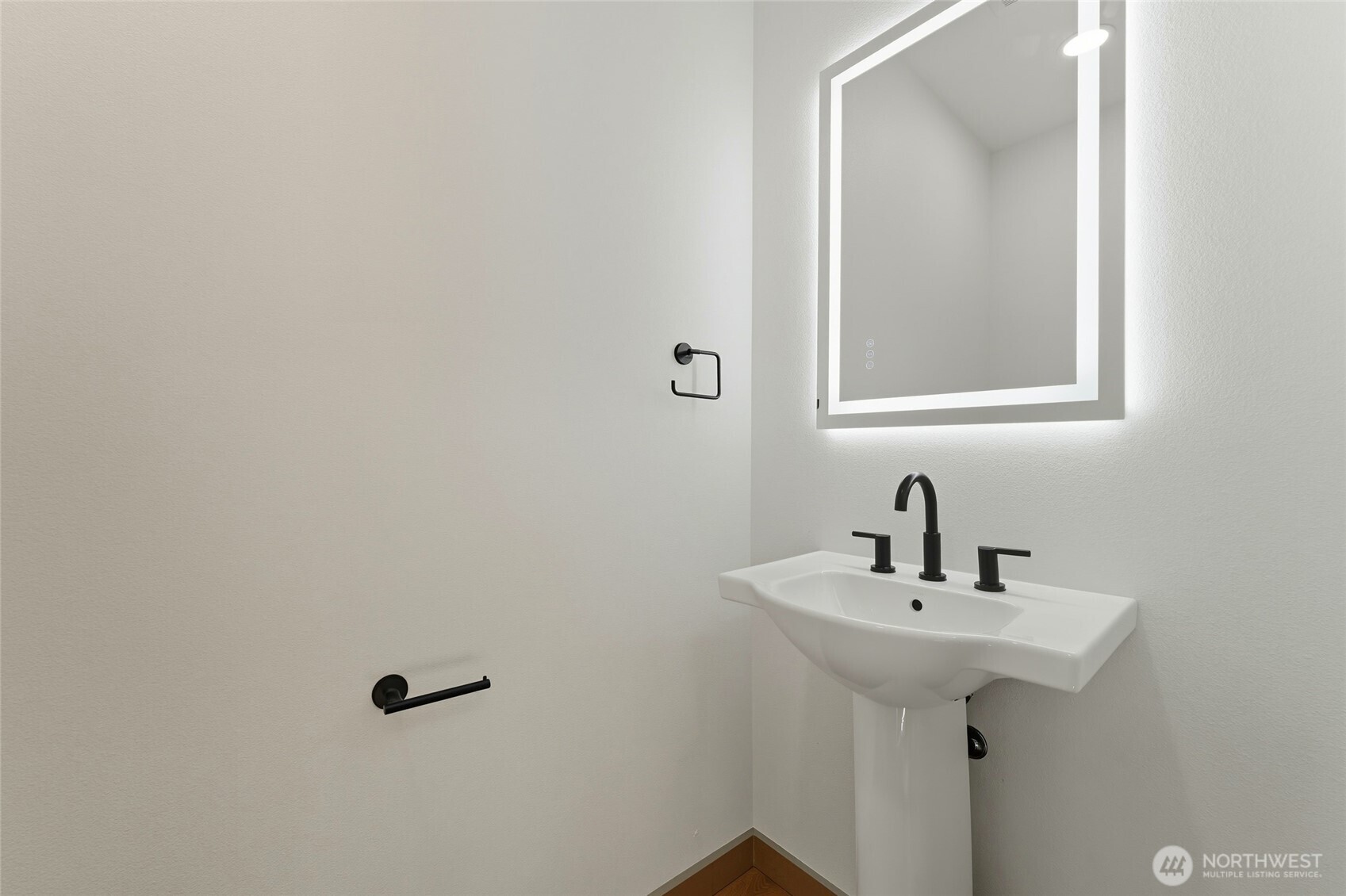 817 Lewis Street Walla Walla, WA 99362 - Photo 11 of 24