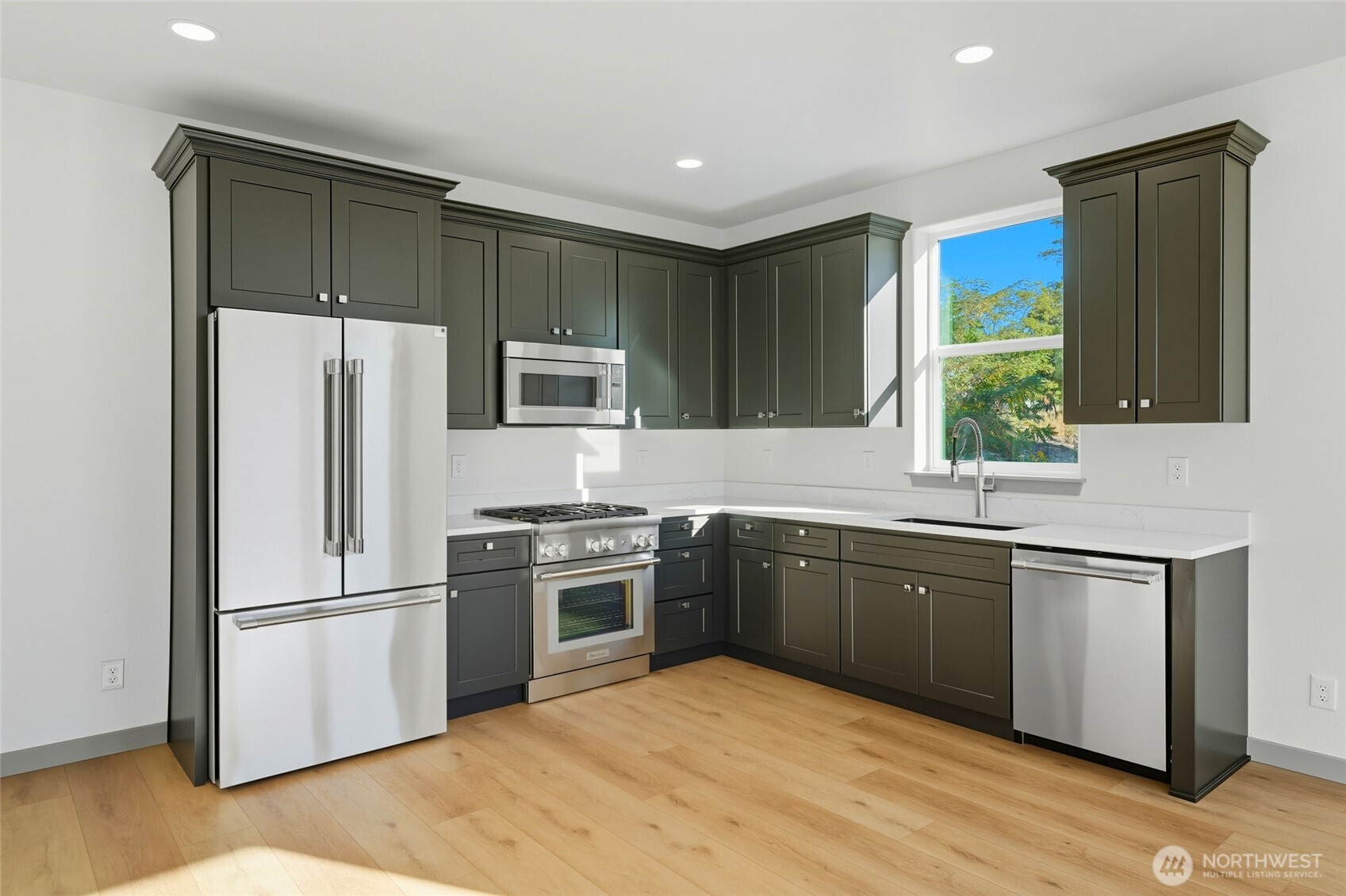 817 Lewis Street Walla Walla, WA 99362 - Photo 7 of 24