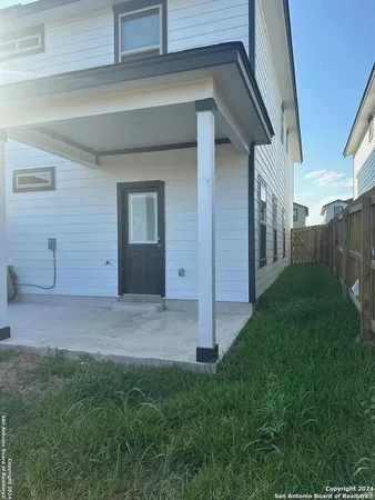 $1,650 | 8438 Via Verona, Unit 101, San Antonio, TX 78227