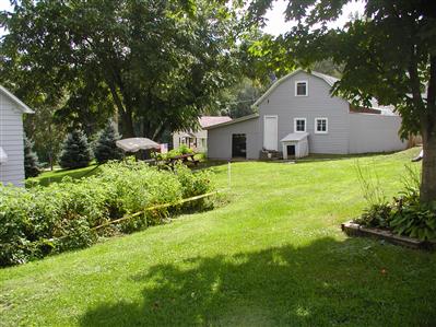 2204 North 9th Street Clinton, IA 52732 - Photo 6 of 15 Gallery Image 6