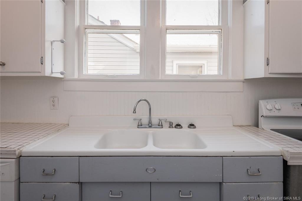 2210 Reno Avenue New Albany, IN 47150 - Photo 13 of 28 Gallery Image 13