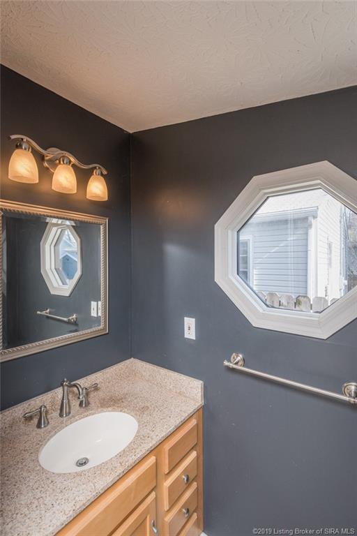 2210 Reno Avenue New Albany, IN 47150 - Photo 14 of 28 Gallery Image 14