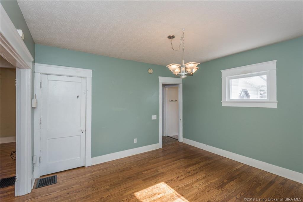 2210 Reno Avenue New Albany, IN 47150 - Photo 10 of 28 Gallery Image 10