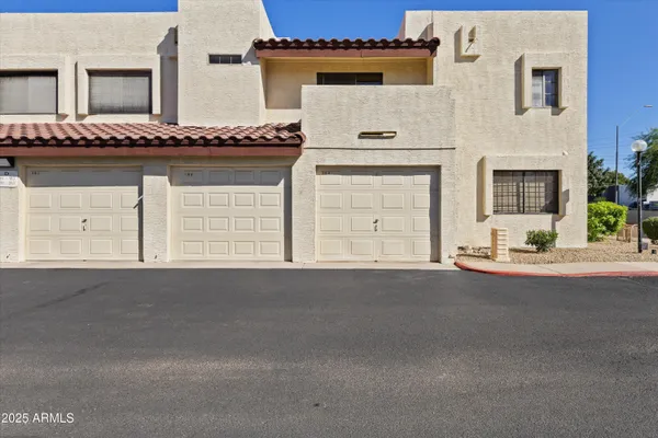 $265,000 | 2020 West Union Hills Drive, Unit 263, Phoenix, AZ 85027
