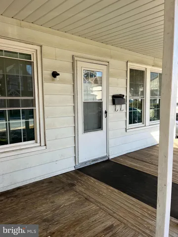 a view of a entryway of the house