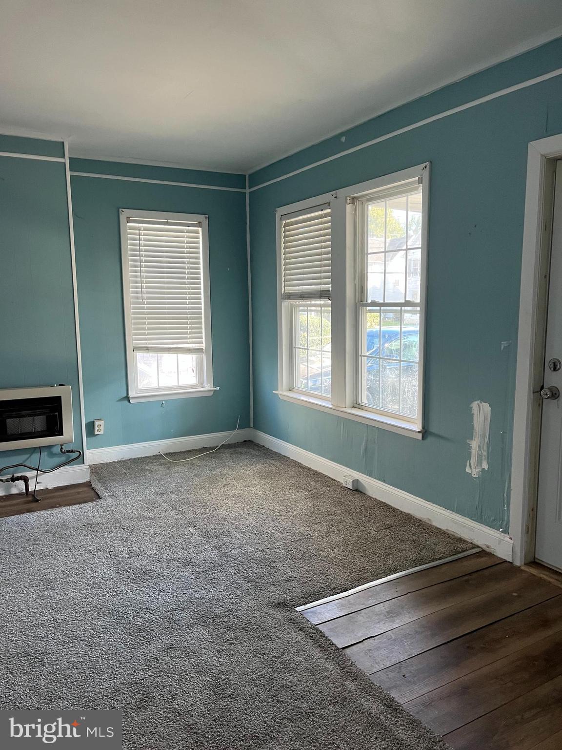 223-225 West High Street Elkton, MD 21921 - Photo 14 of 21 an empty room with windows
