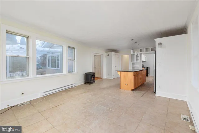 $3,200 | 2114 East Lee Highway, New Market, VA 22844