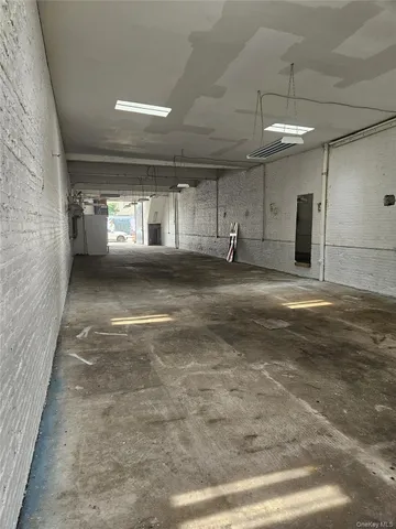 a view of livingroom and window