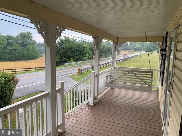 18325 Barnesville Road Barnesville, MD 20838 - Photo 5 of 19