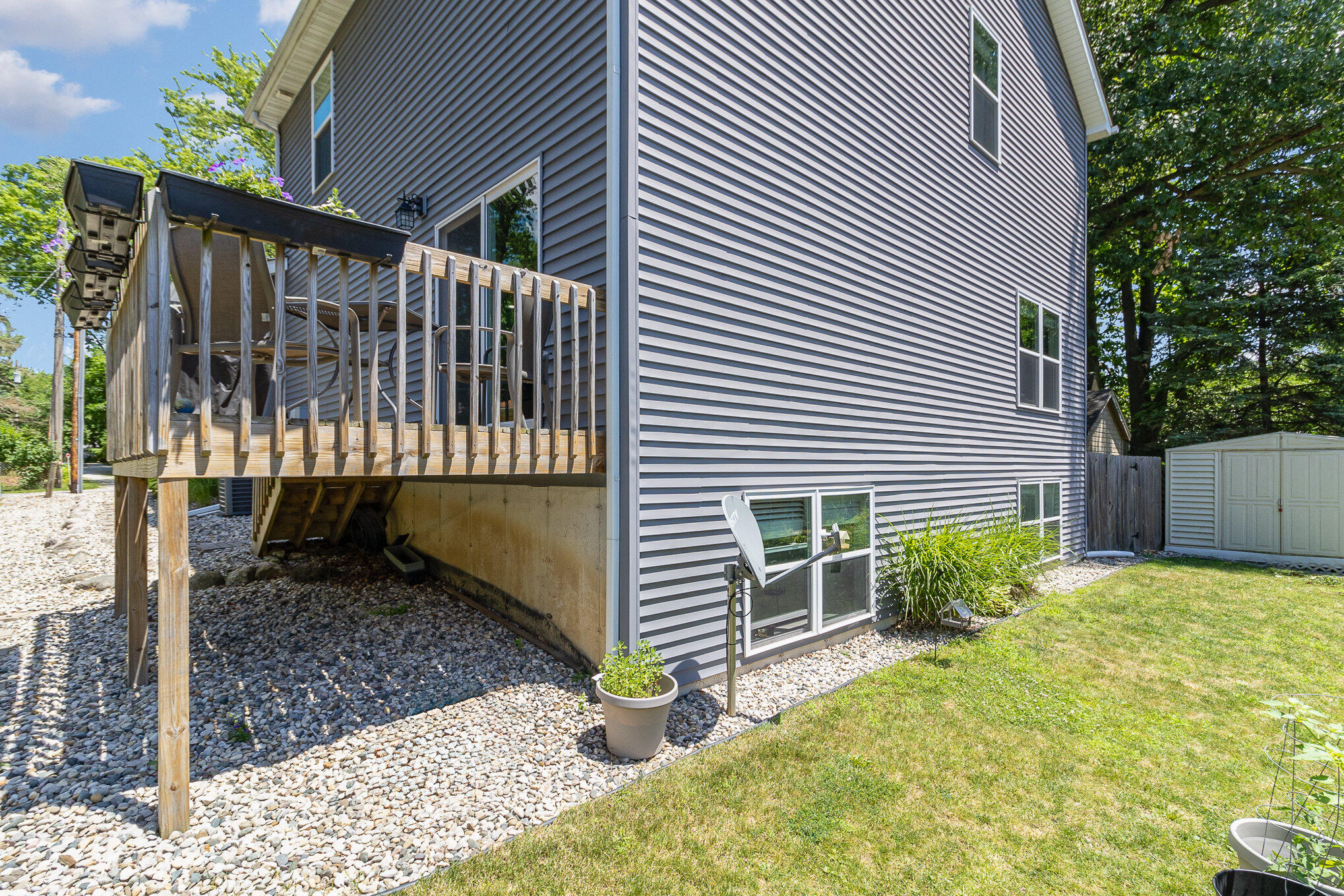 1728 Waiola Road Valparaiso, IN 46383 - Photo 26 of 39 2038x1359