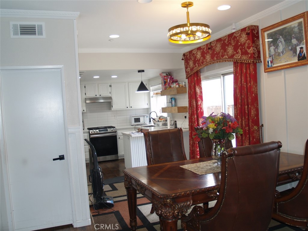 8525 Melosa Way Riverside, CA 92504 - Photo 17 of 73