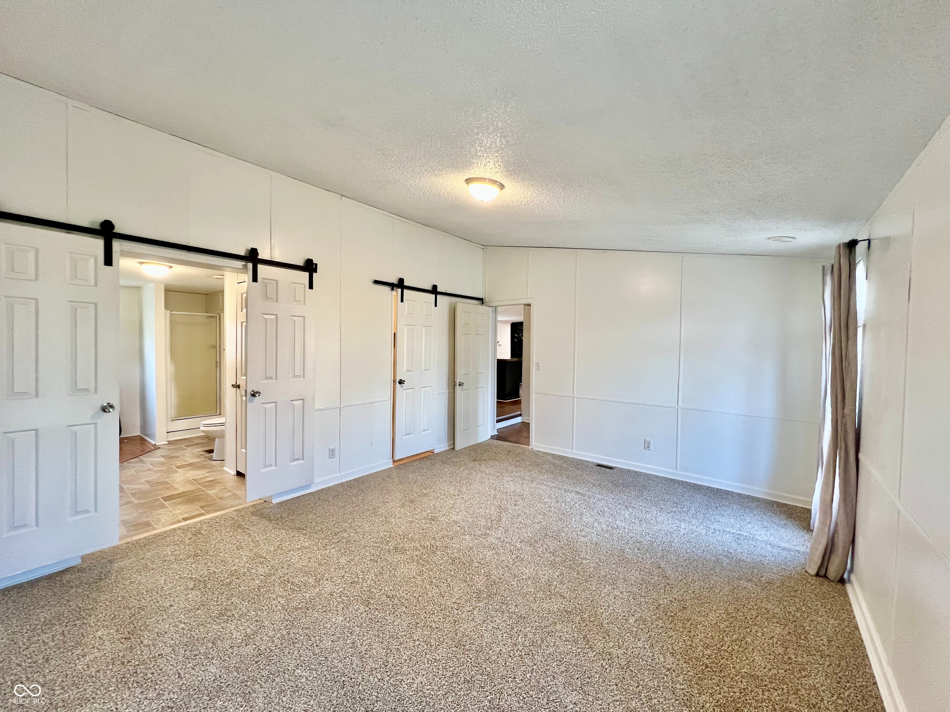 631 Della Road Columbus, IN 47203 - Photo 13 of 22 Gallery Image 13