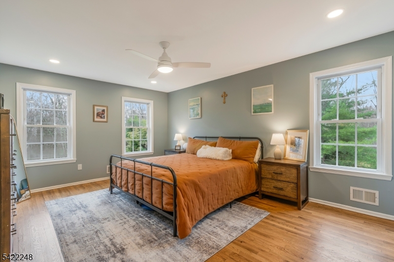 66 Grayrock Road Clinton, NJ 08809 - Photo 26 of 48