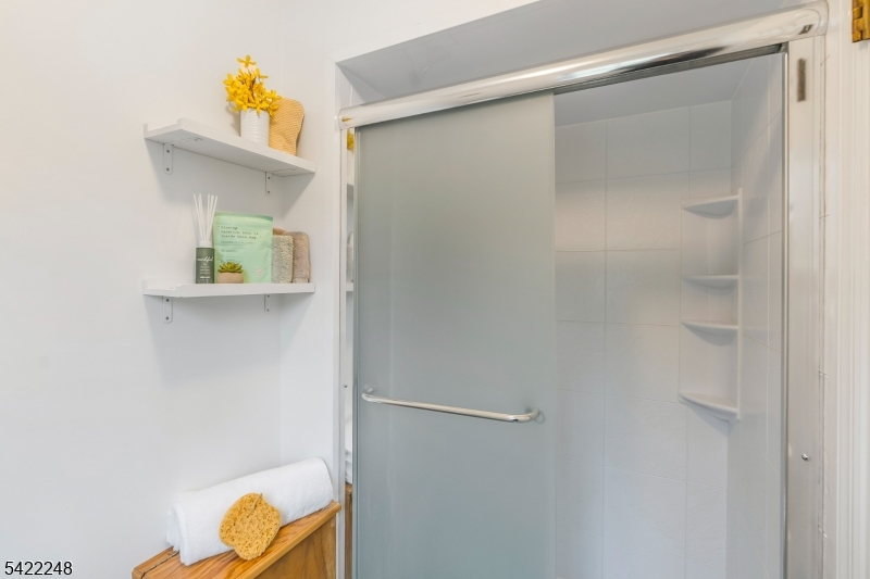 66 Grayrock Road Clinton, NJ 08809 - Photo 29 of 48