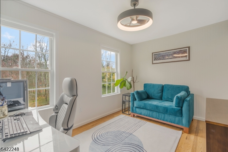 66 Grayrock Road Clinton, NJ 08809 - Photo 32 of 48