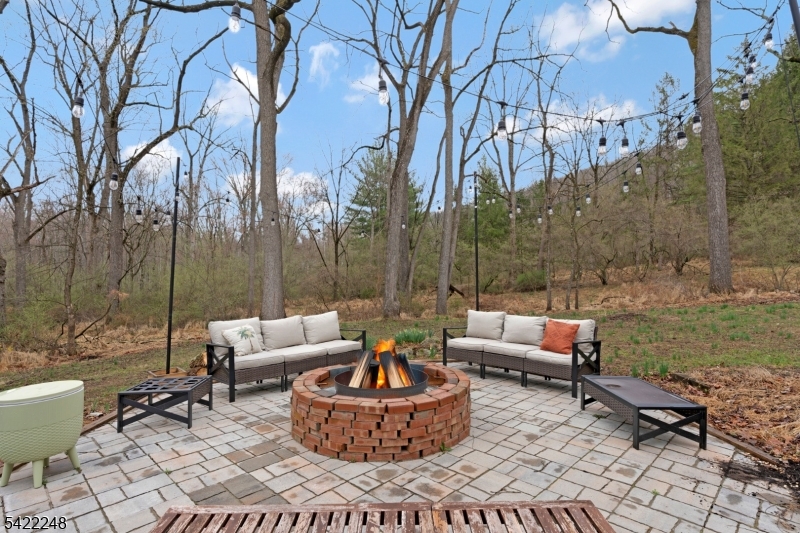 66 Grayrock Road Clinton, NJ 08809 - Photo 38 of 48