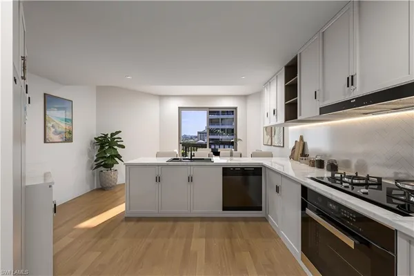 $1,335,000 | 220 South Collier Boulevard, Unit 1005, Marco Island, FL 34145