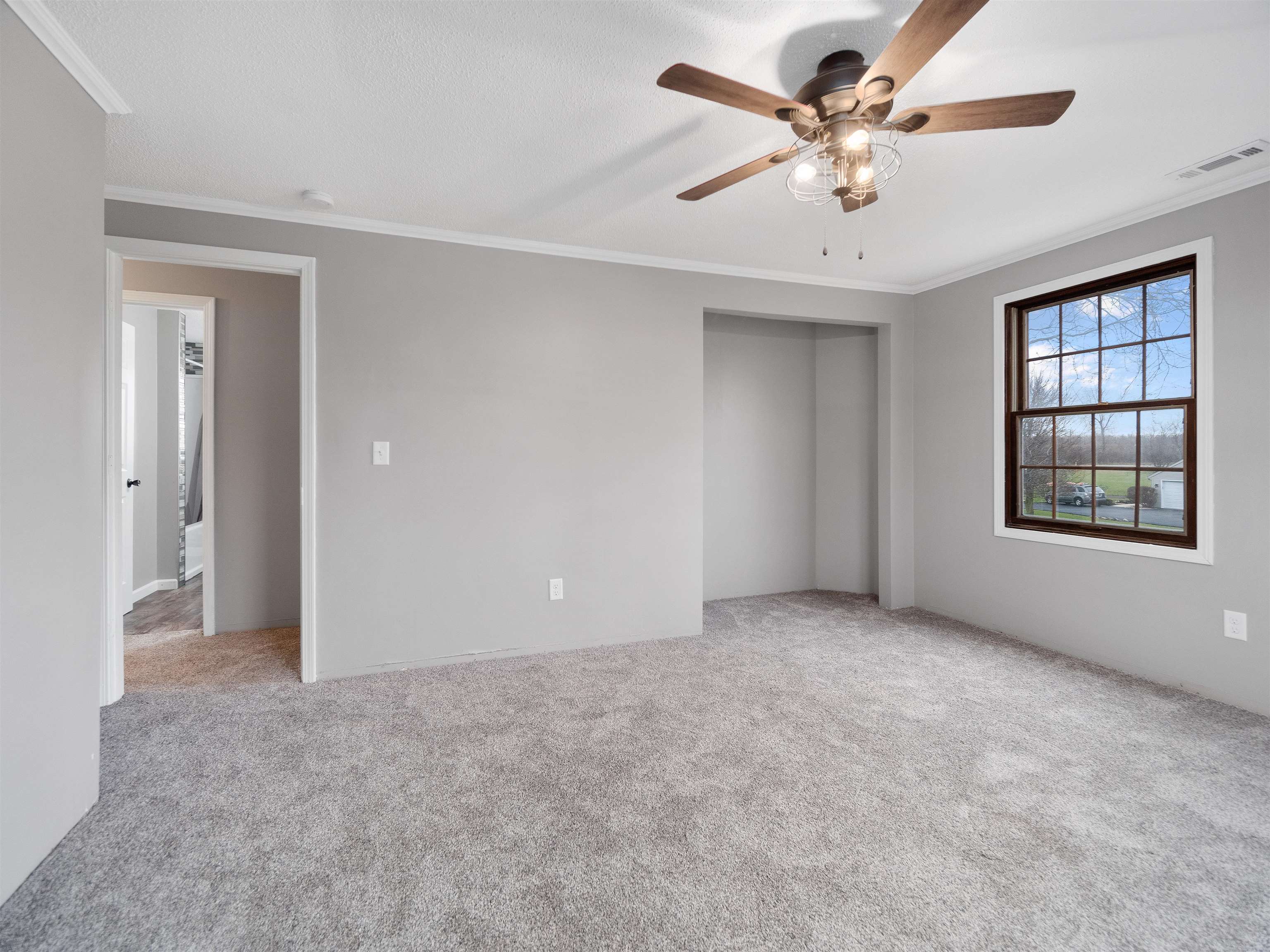 12117 Lower Huntington Road Roanoke, IN 46783 - Photo 23 of 36