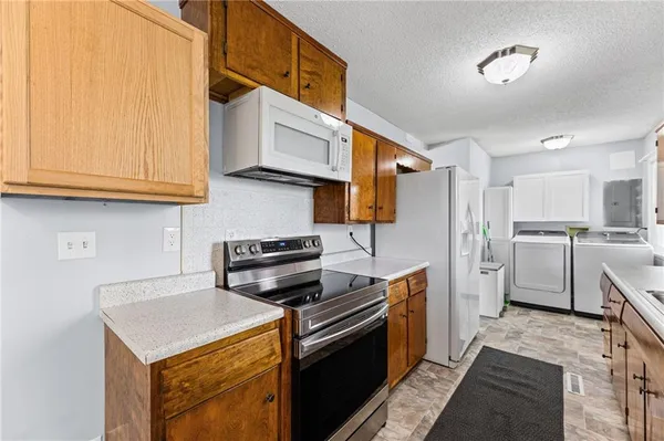 $200,000 | 312 Baldwin Street, Belton, MO 64012