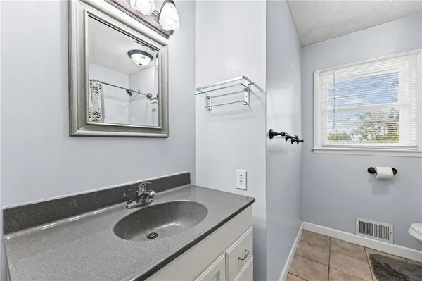 $200,000 | 312 Baldwin Street, Belton, MO 64012