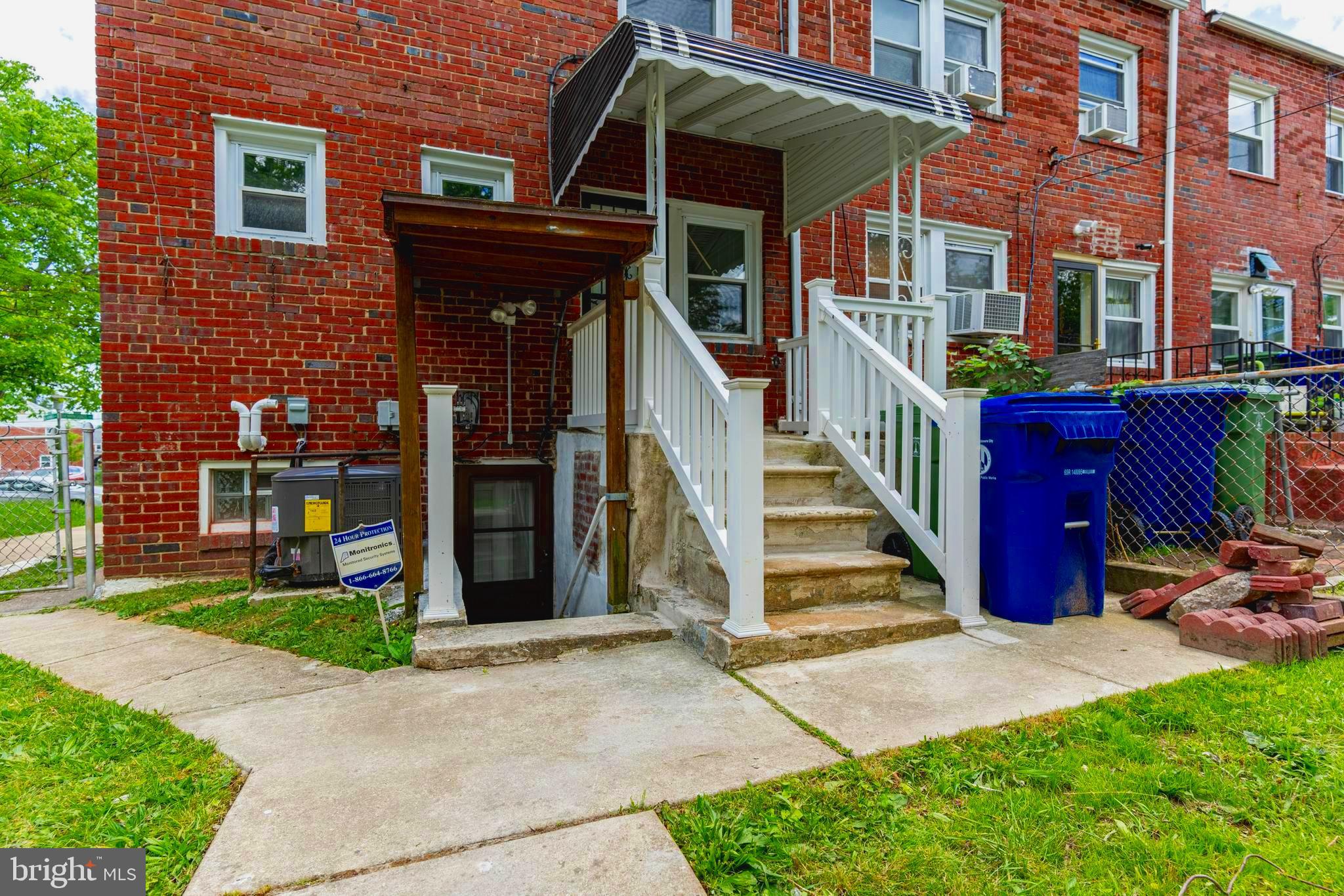 722 Benninghaus Road Baltimore, MD 21212 - Photo 28 of 39 Outside entrance to basement