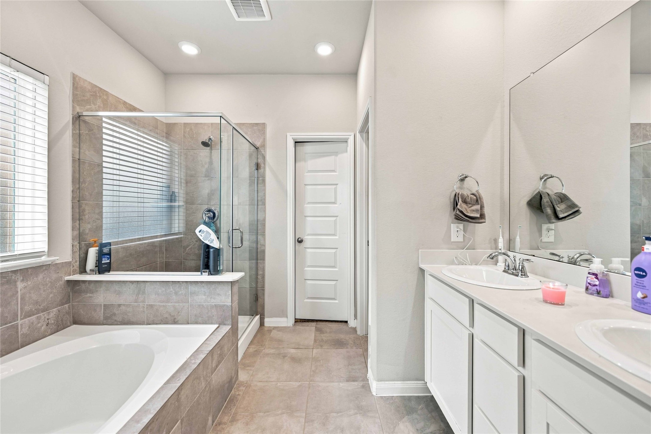 10601 Clouds Rst Drive Rosharon, TX 77583 - Photo 15 of 29 Gallery Image 15