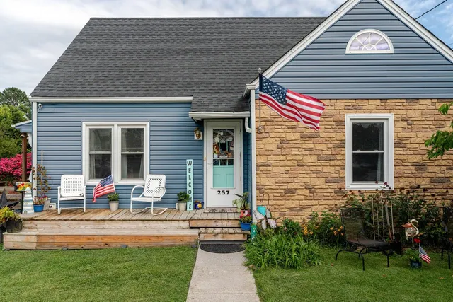 $329,000 | 257 Center Street, Timberville, VA 22853