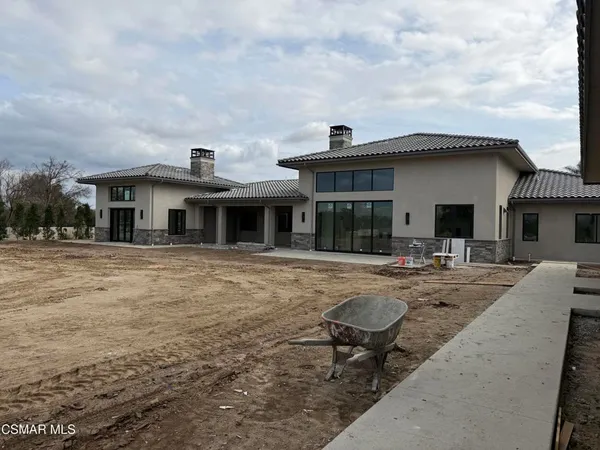 $5,000,000 | 275 1/2 Crestview Avenue, Camarillo, CA 93010