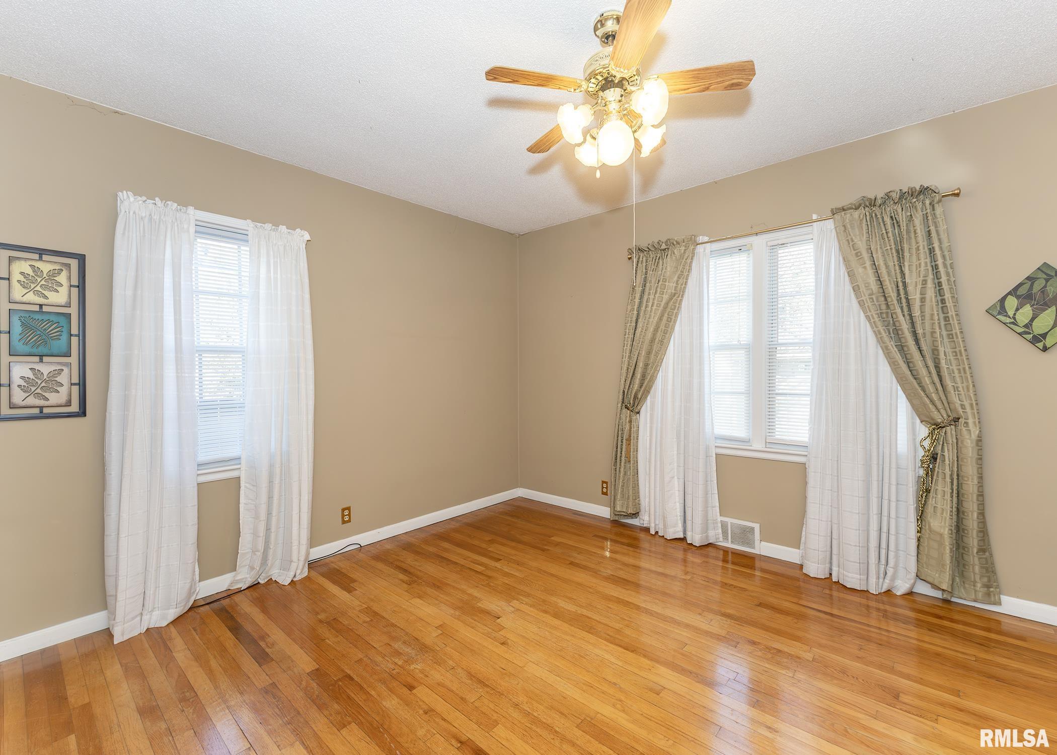 1223 North 3rd Street Clinton, IA 52732 - Photo 19 of 30 Gallery Image 19