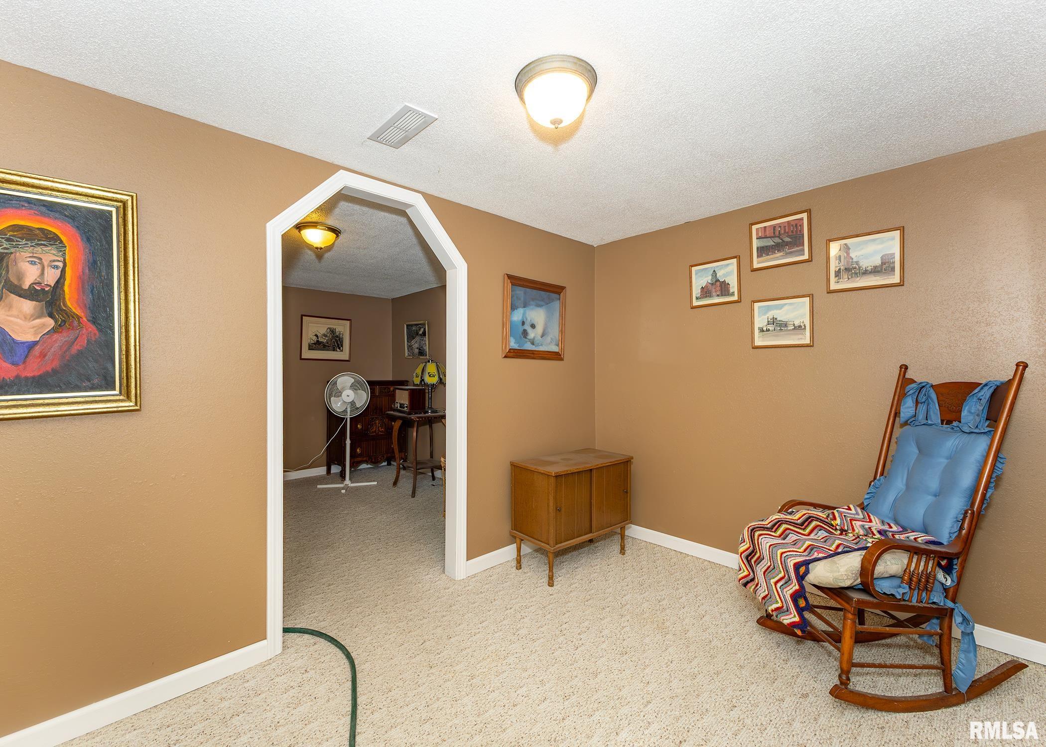 1223 North 3rd Street Clinton, IA 52732 - Photo 24 of 30 Gallery Image 24