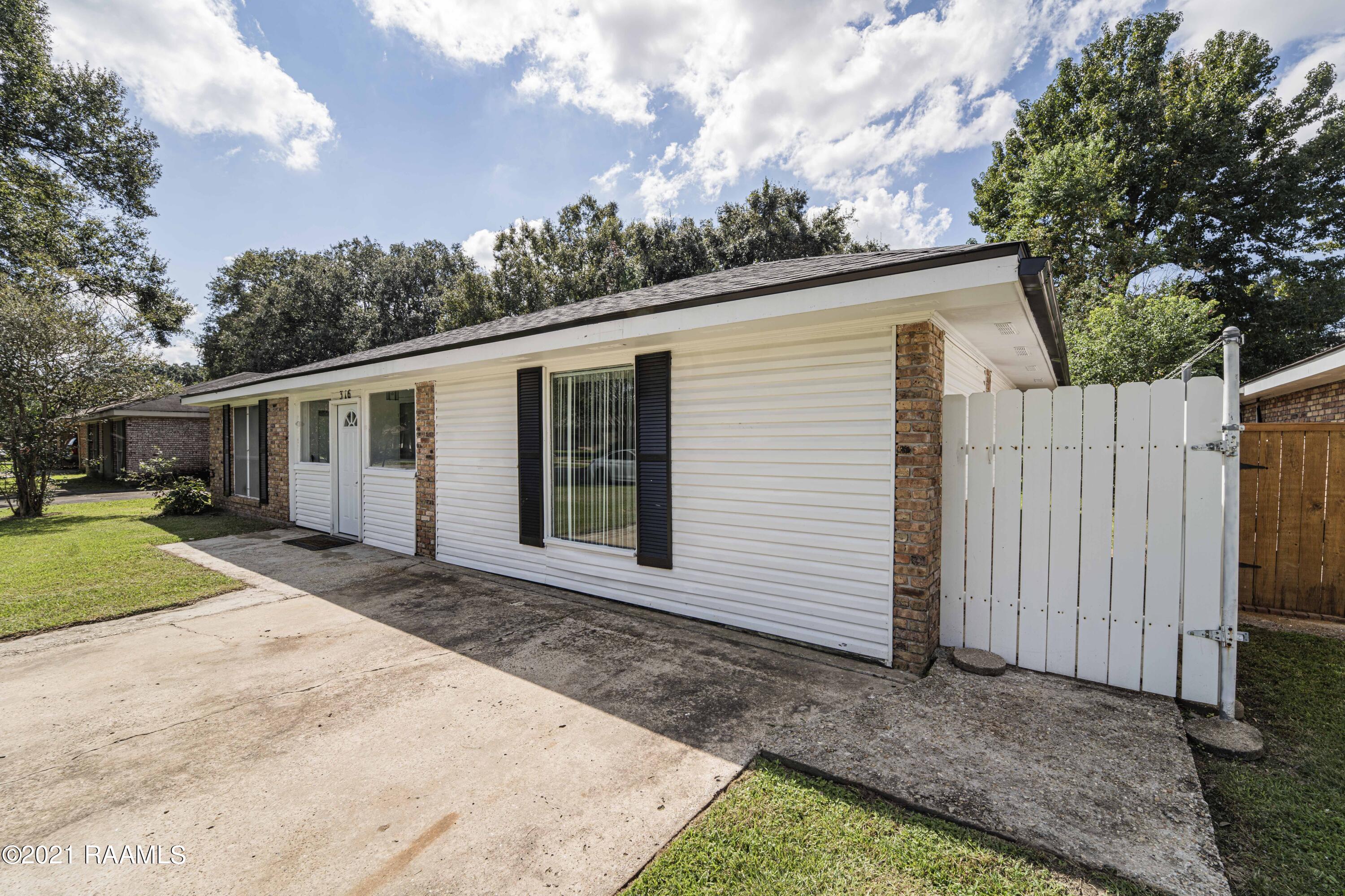 316 Rena Drive Lafayette, LA 70503 - Photo 3 of 24 Gallery Image 3