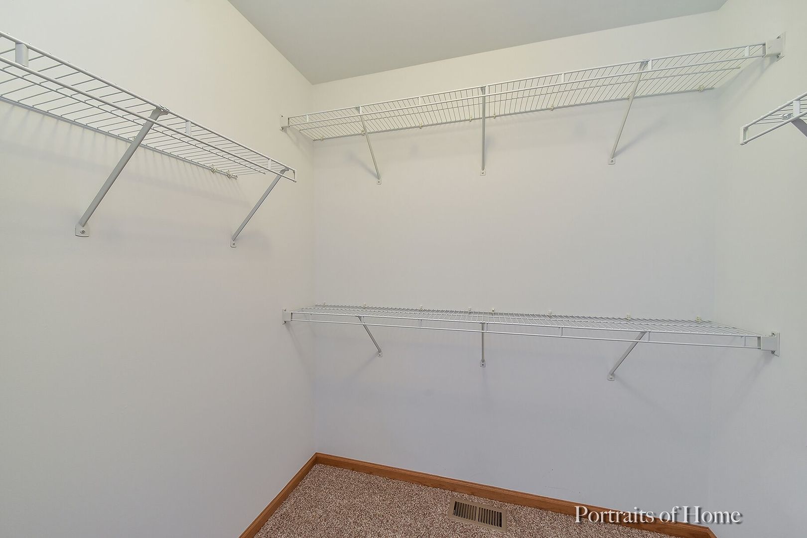 1545 Grange Road DeKalb, IL 60115 - Photo 12 of 22