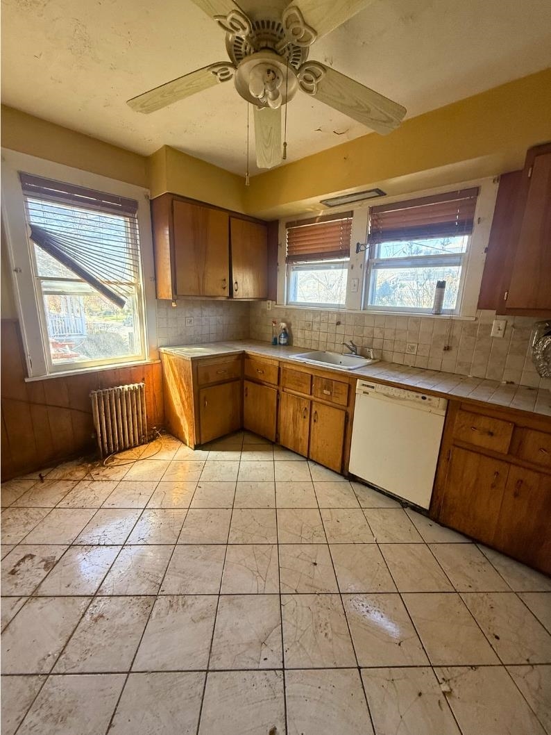 12-14 Hillcrest Road, Unit 2 Maplewood, NJ 07040 - Photo 14 of 44