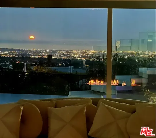 $2,375,000 | 1260 Lachman Lane, Pacific Palisades, CA 90272