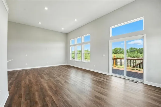 $299,000 | 1312 South 4th Street East, Louisburg, KS 66053