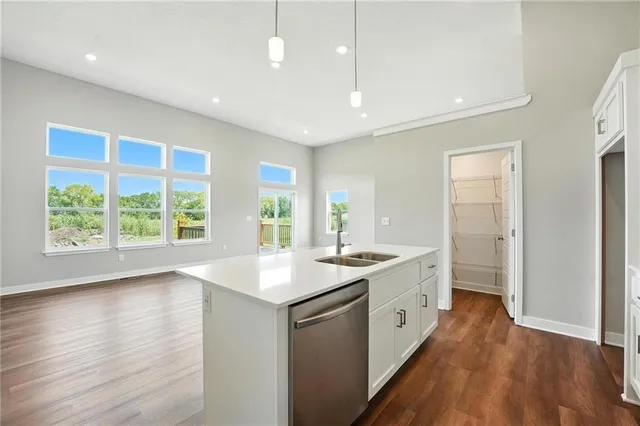 $299,000 | 1312 South 4th Street East, Louisburg, KS 66053