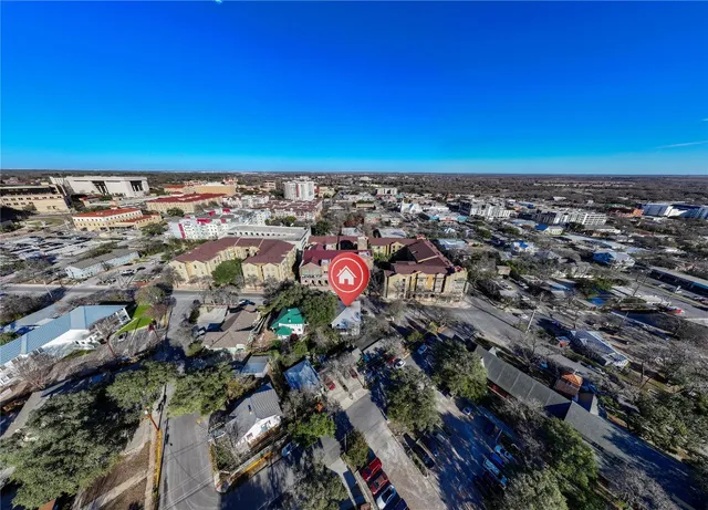 $900 | 319 North Street, Unit 4, San Marcos, TX 78666