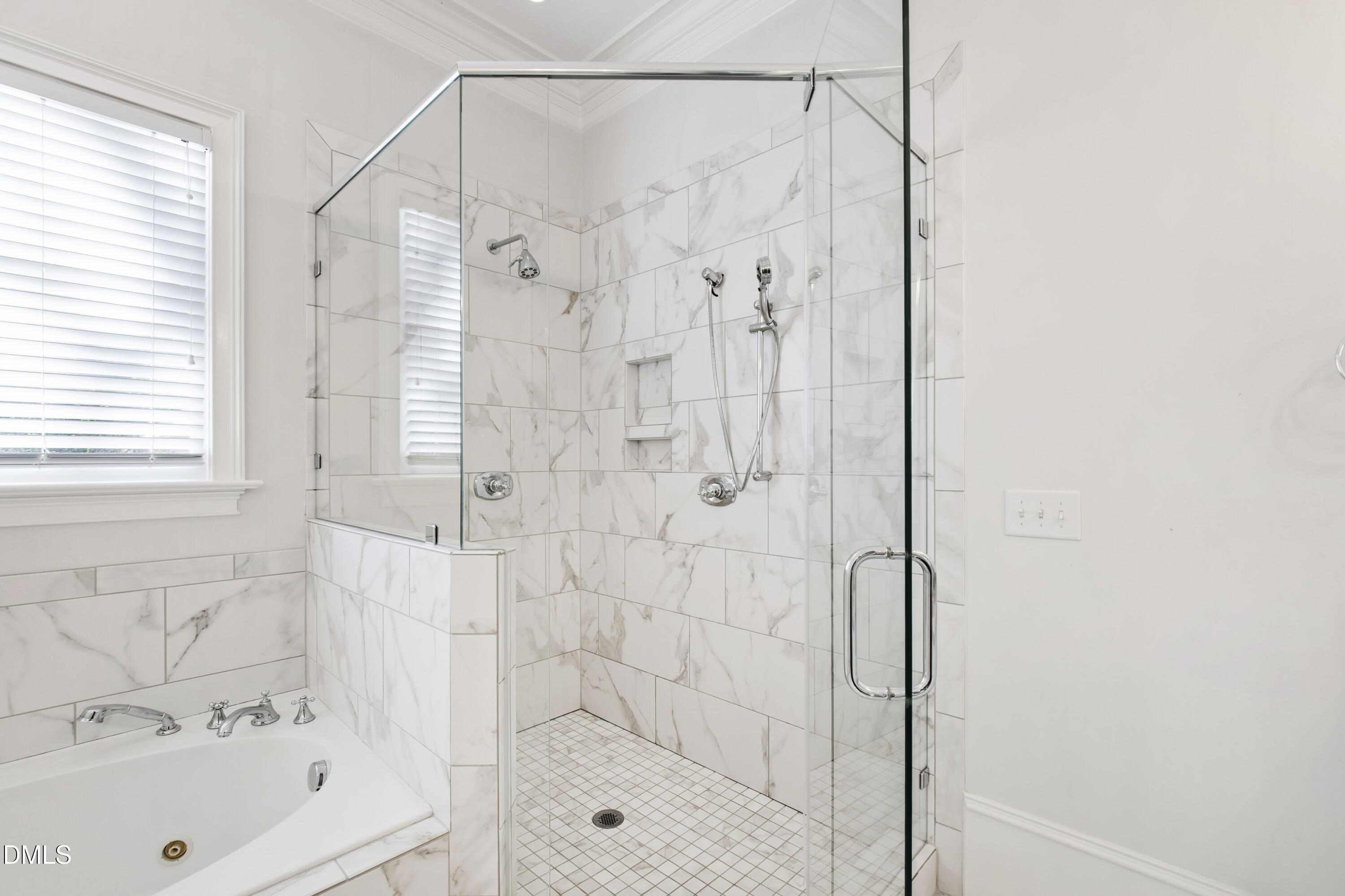 2615 Davis Street Raleigh, NC 27608 - Photo 29 of 61 a bathroom with a shower and a tub