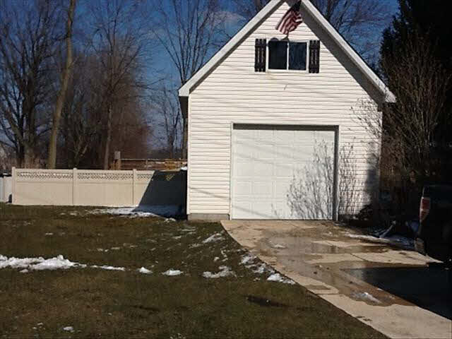 3400 Blue Bush Road Monroe, MI 48162 - Photo 8 of 10 20027642-7.JPG
