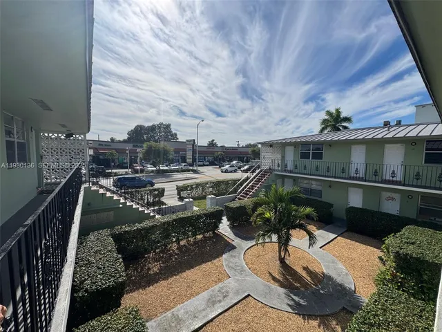 $1,750 | 6451 West Flagler Street, Unit 14, Miami, FL 33144