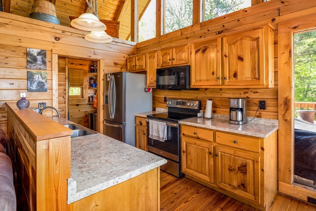 4475 Stackstone Road Sevierville, TN 37862 - Photo 25 of 58 Gallery Image 25
