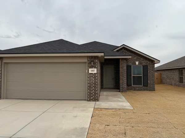 $1,895 | 1317 North Chicago Avenue, Lubbock, TX 79416