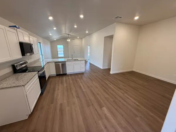 $1,895 | 1317 North Chicago Avenue, Lubbock, TX 79416