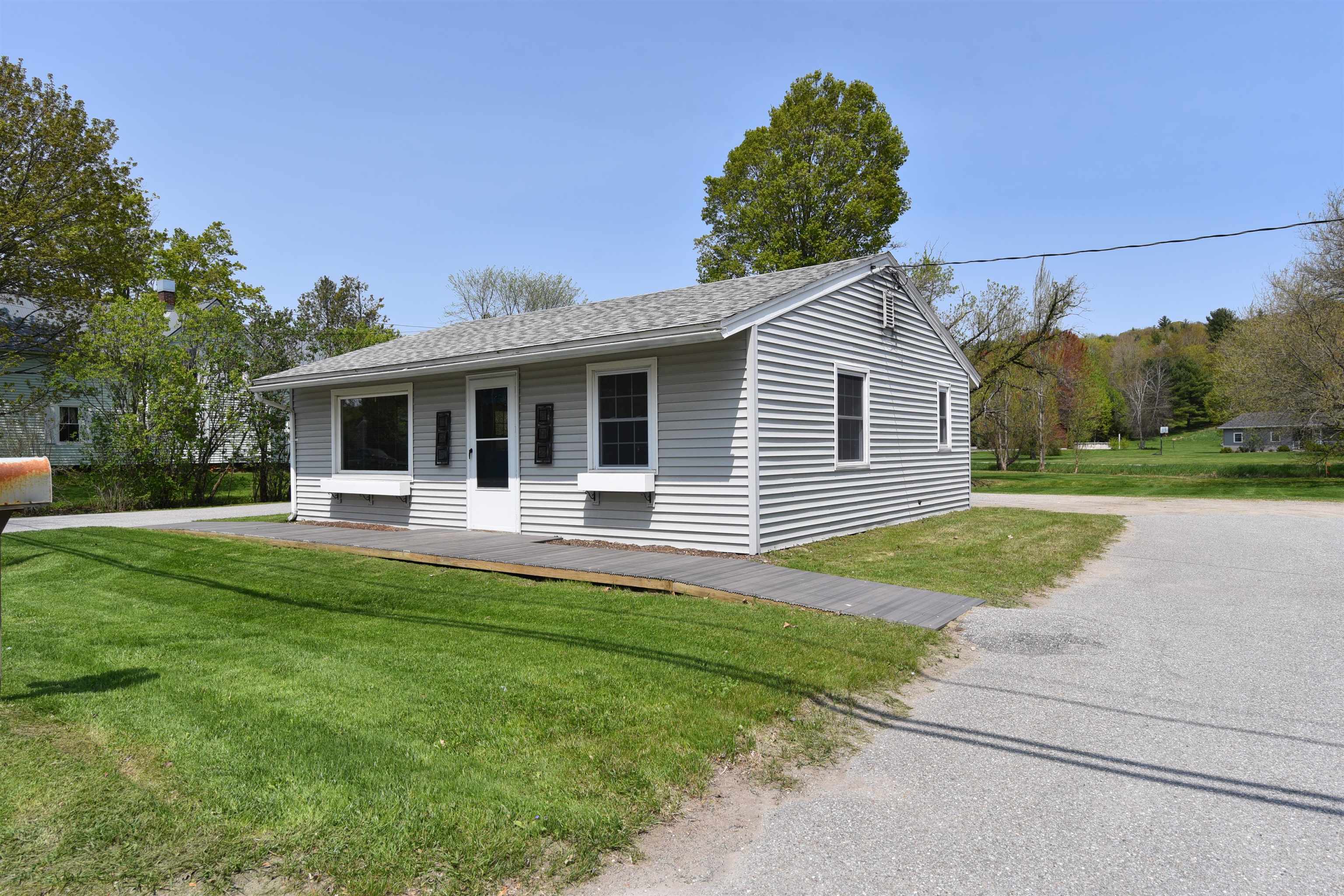 21 Park Street Underhill, VT 05489 - Photo 1 of 2