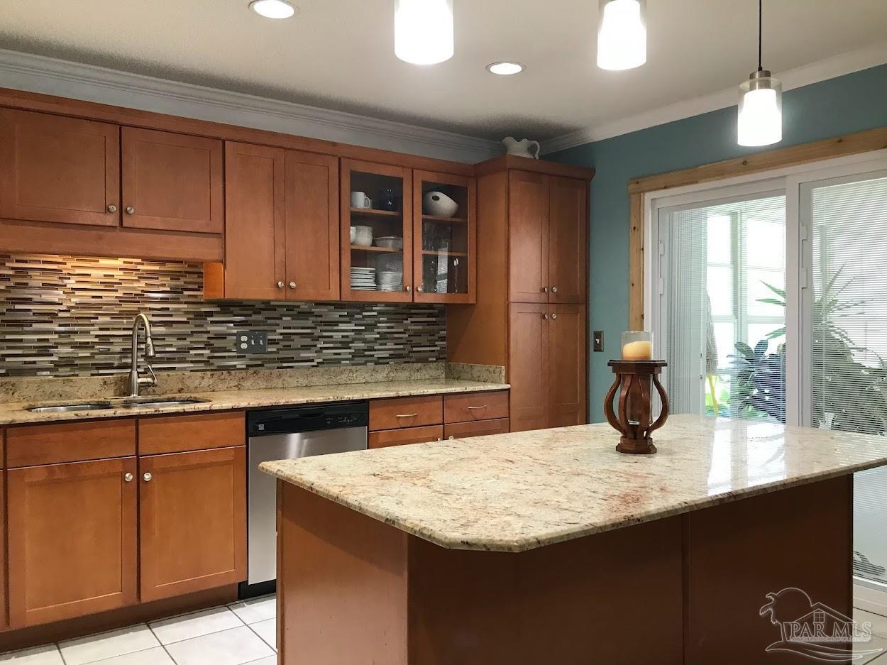 3053 Ranchette Square Gulf Breeze, FL 32563 - Photo 13 of 35 Gallery Image 13