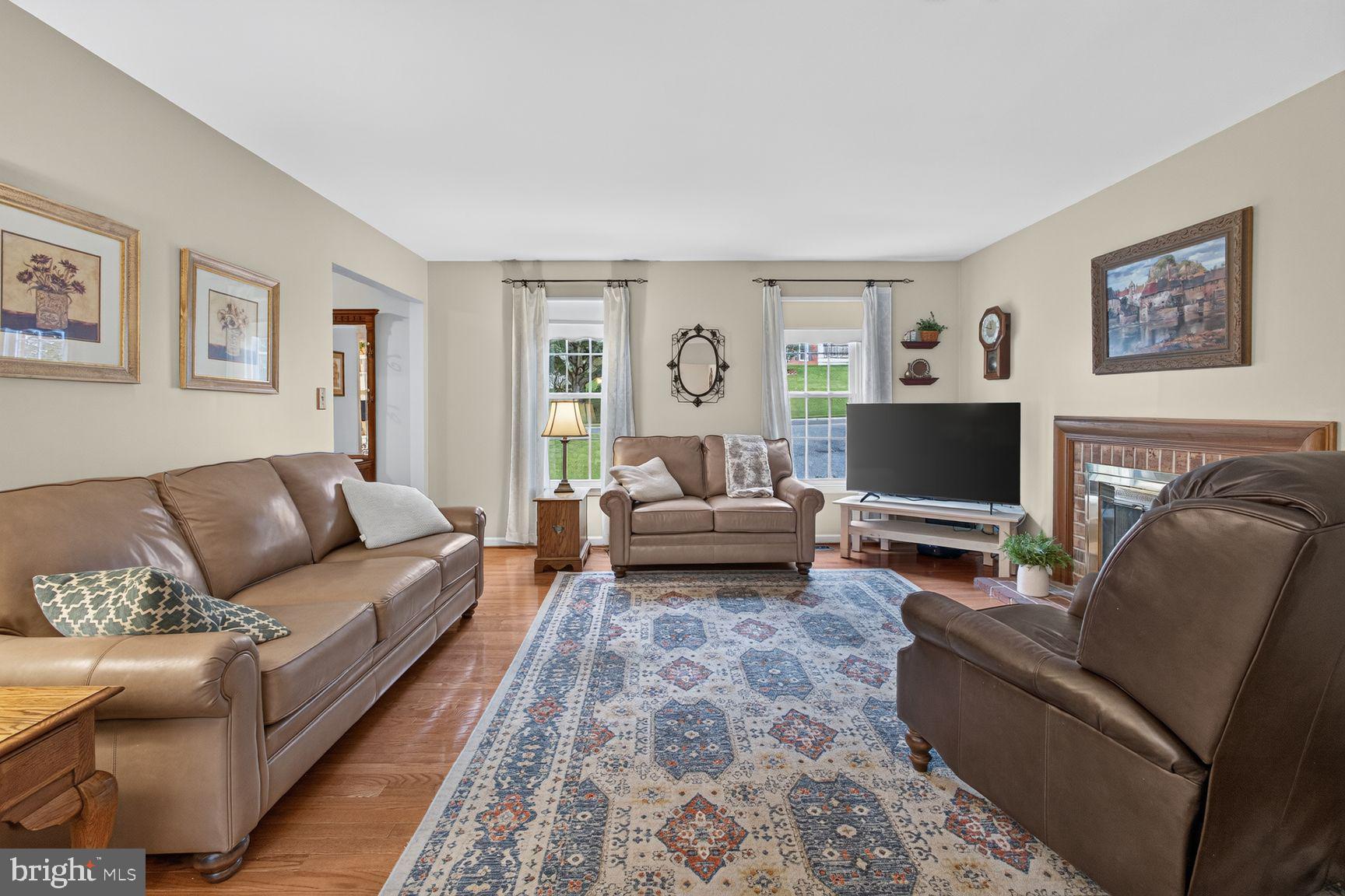 6130 Snowdens Run Road Eldersburg, MD 21784 - Photo 3 of 33 Family room as enter to left of foyer.