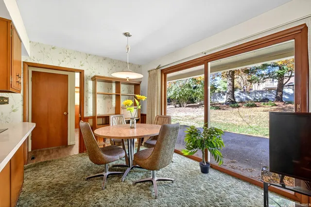 $399,900 | 317 East Clover Lane, Bloomington, IN 47408