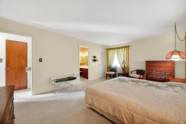 $399,900 | 317 East Clover Lane, Bloomington, IN 47408